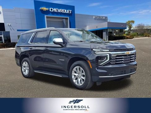 Used 2025 Chevrolet Tahoe Premier AWD/4WD image 1