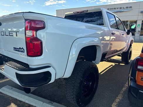 Used 2020 Chevrolet Silverado 3500 High Country w/ Z71 Off-Road Package AWD/4WD image 6