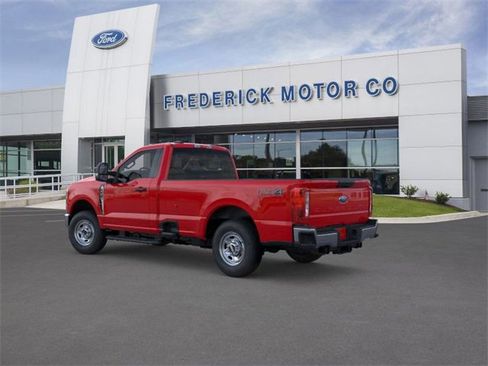 New 2026 Ford F250 XL w/ FX4 Off-Road Package image 4