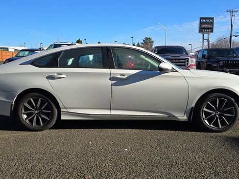 Used 2021 Honda Accord EX-L image 2