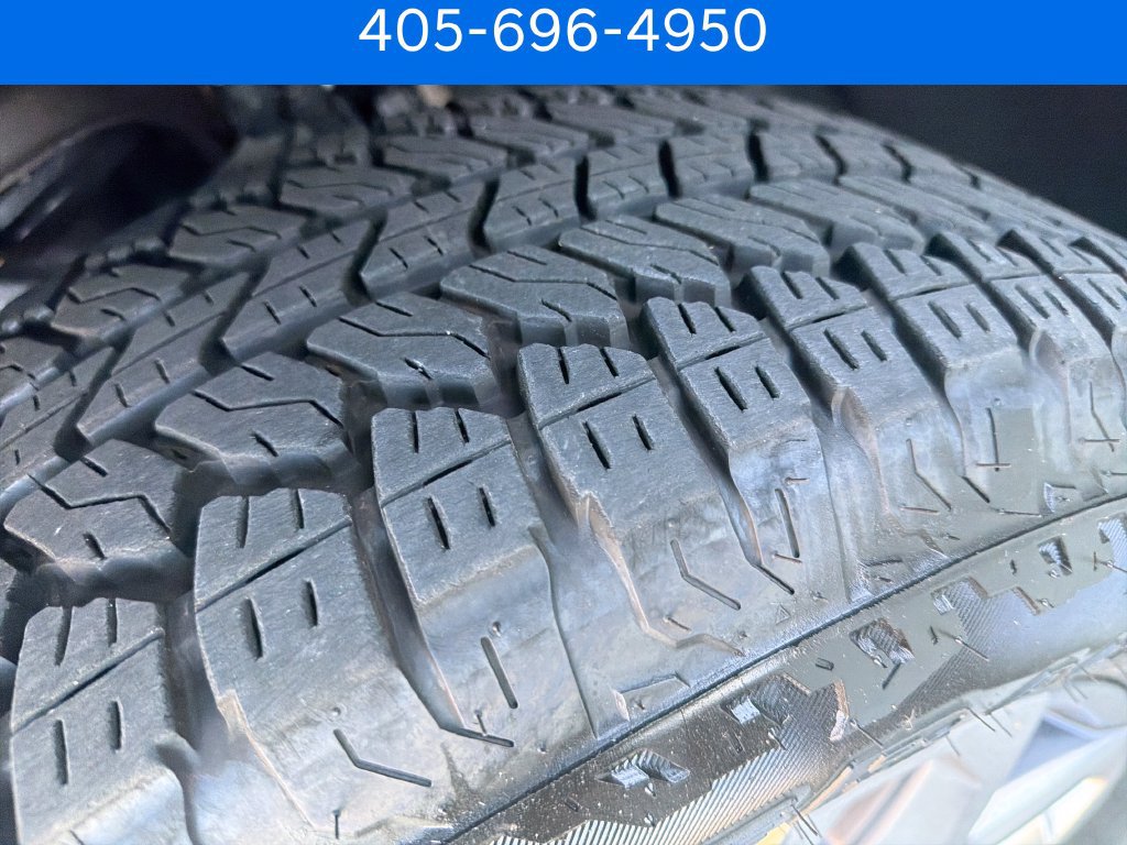 Used 2026 GMC Sierra 1500 SLT w/ SLT Premium Plus Package AWD/4WD image 12