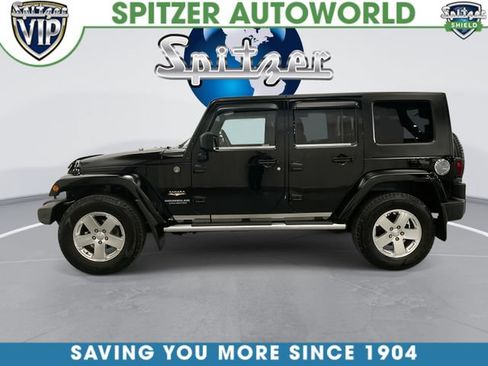 Used 2009 Jeep Wrangler Unlimited Sahara w/ Dual Top Group AWD/4WD image 7