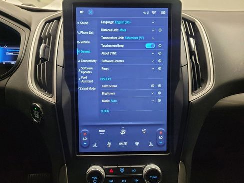 Used 2023 Ford Edge SEL image 25