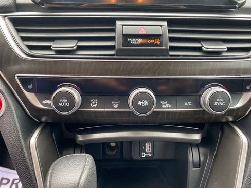 Used 2020 Honda Accord EX image 12