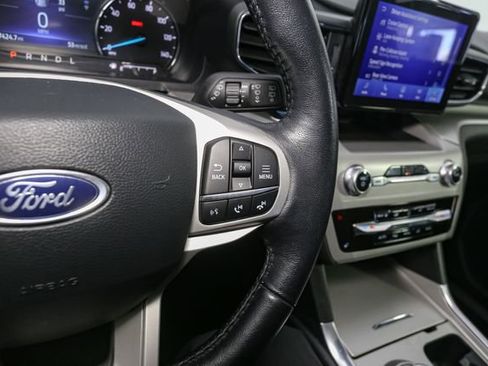 Used 2023 Ford Explorer XLT w/ Equipment Group 202A AWD/4WD image 36