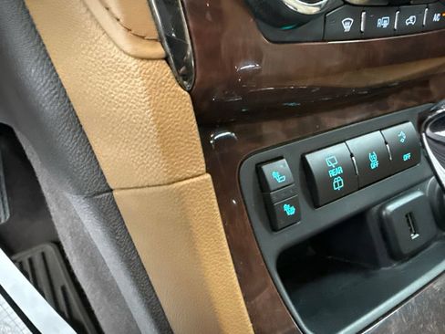 Used 2015 Buick Enclave Leather FWD image 34