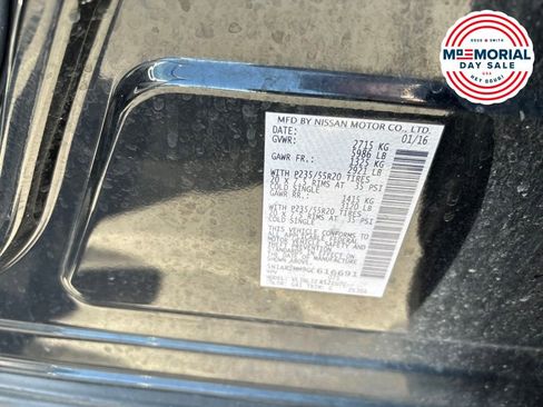 Used 2016 Nissan Pathfinder Platinum w/ Family Entertainment Package AWD/4WD image 18