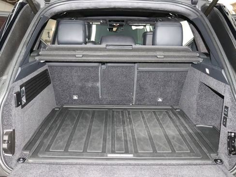 Used 2018 Land Rover Range Rover Supercharged image 16