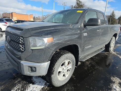 Used 2020 Toyota Tundra SR5 image 2
