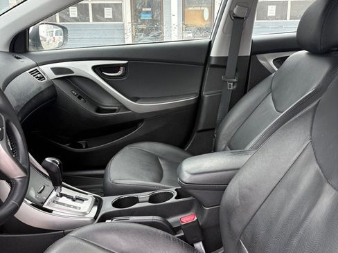 Used 2013 Hyundai Elantra Limited image 9