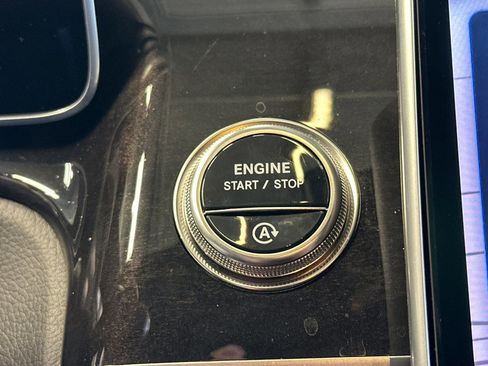 Used 2026 Mercedes-Benz S 500 4MATIC image 22