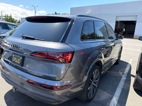 Used 2020 Audi Q7 3.0T Premium Plus w/ Premium Plus Package AWD/4WD image 5