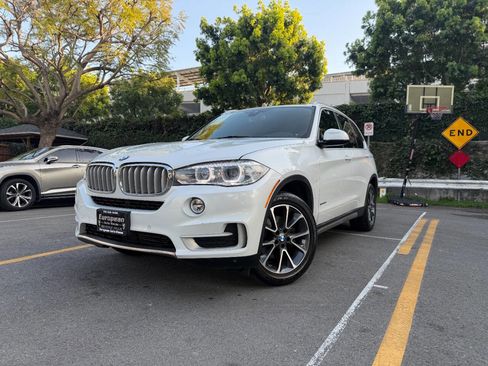 Used 2018 BMW X5 xDrive35i w/ Driving Assistance Package AWD/4WD image 2