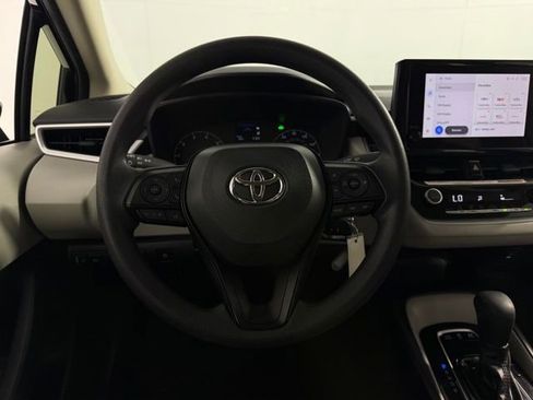 Used 2024 Toyota Corolla LE image 20