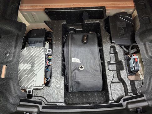 Used 2022 Chevrolet Camaro ZL1 image 31