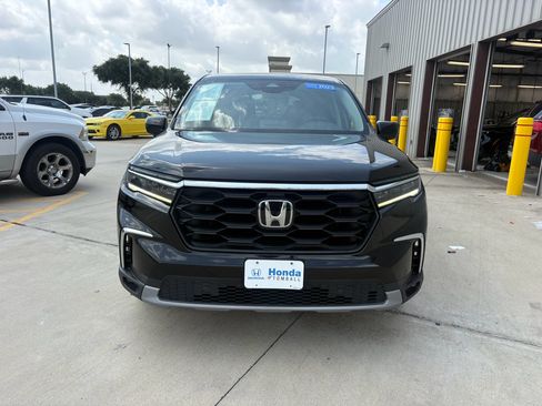 Used 2023 Honda Pilot EX-L image 3