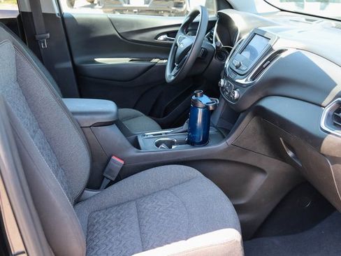 Used 2022 Chevrolet Equinox LT image 15