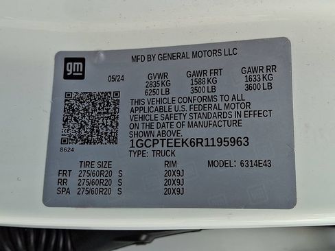 Used 2024 Chevrolet Colorado Trail Boss w/ LPO, Dark Essentials Package AWD/4WD image 28