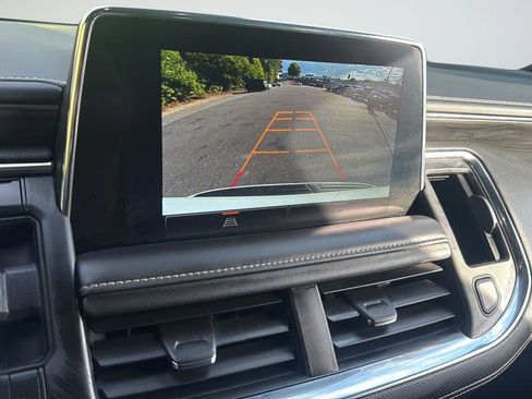 Certified 2024 GMC Yukon SLT RWD image 17