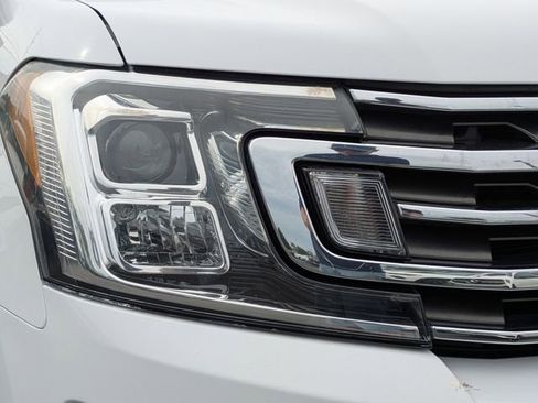 Used 2020 Ford Expedition XLT w/ Equipment Group 202A RWD image 10