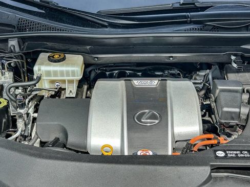 Used 2022 Lexus RX 450h AWD w/ Premium Package image 28