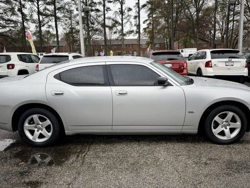Used 2009 Dodge Charger SXT image 6