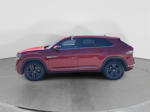 Used 2021 Volkswagen Atlas Cross Sport SE w/ Panoramic Sunroof Package AWD/4WD image 2