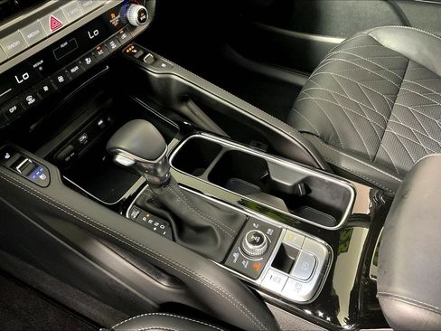 Used 2025 Kia Telluride EX X-Line image 18