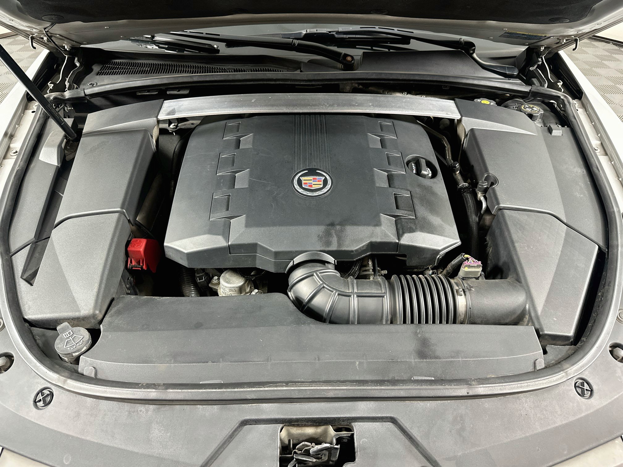 Used 2010 Cadillac CTS Wagon RWD image 30
