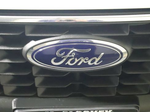 Used 2023 Ford Escape Active w/ Tech Pack #1 AWD/4WD image 18