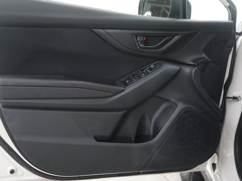 Used 2022 Subaru Crosstrek 2.0i image 18