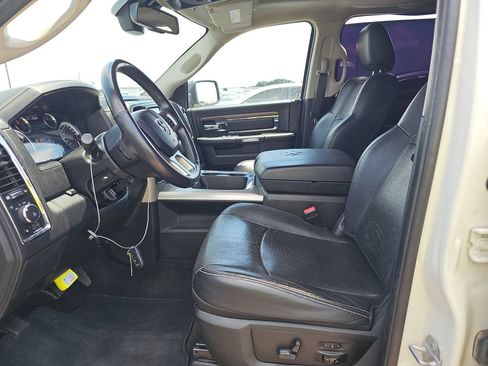 Used 2017 RAM 1500 Laramie w/ Convenience Group RWD image 10