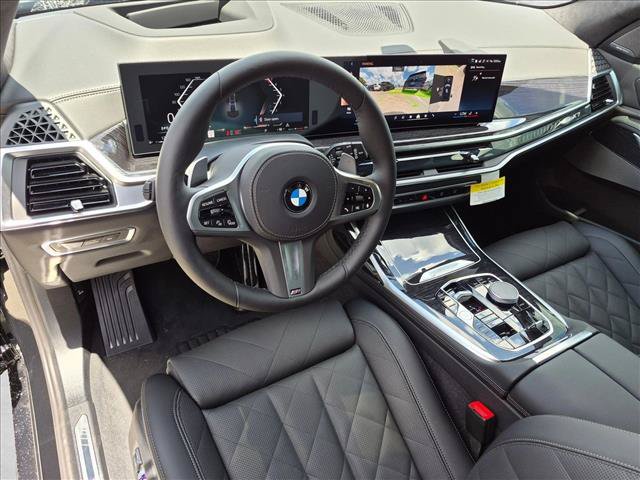 New 2027 BMW X7 xDrive40i w/ M Sport Package AWD/4WD image 3