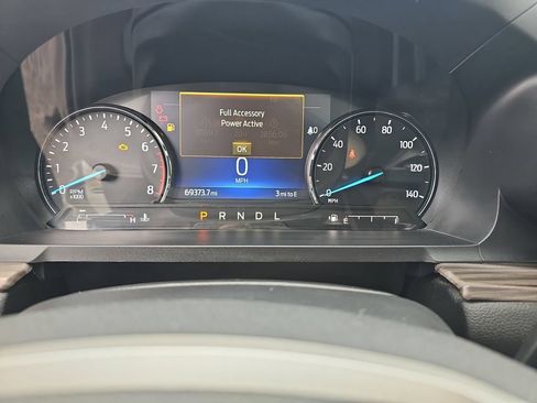 Used 2022 Ford Explorer Limited w/ Equipment Group 301A AWD/4WD image 18