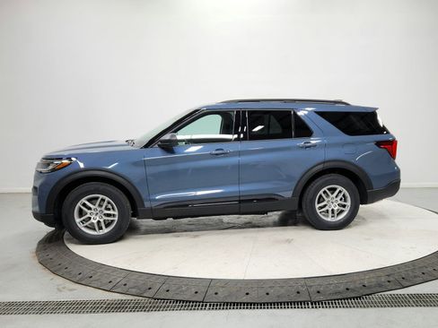 New 2026 Ford Explorer Active w/ Active Comfort Package RWD image 4