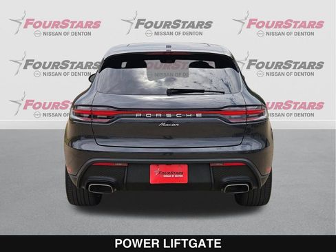 Used 2022 Porsche Macan AWD/4WD image 5