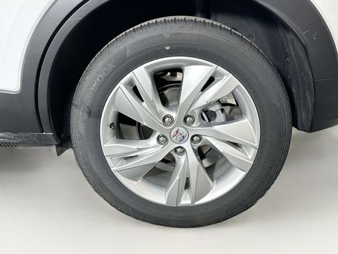 Used 2025 Buick Encore GX Preferred image 11