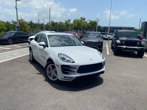 Used 2016 Porsche Macan Turbo AWD/4WD image 2