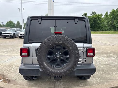 Used 2020 Jeep Wrangler Unlimited Sport AWD/4WD image 4