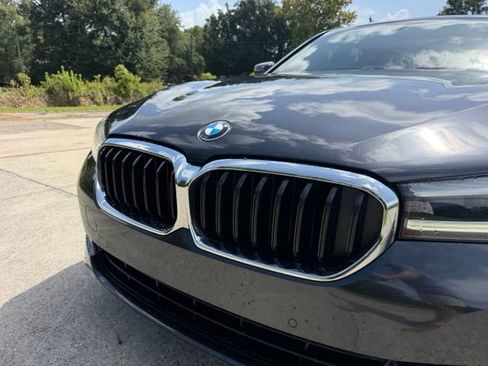 Used 2023 BMW 540i w/ Executive Package RWD image 2