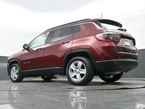 Used 2022 Jeep Compass Latitude w/ Convenience Group FWD image 25