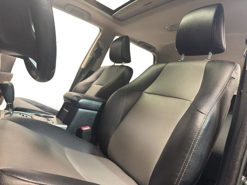 Used 2018 Toyota 4Runner SR5 Premium AWD/4WD image 14