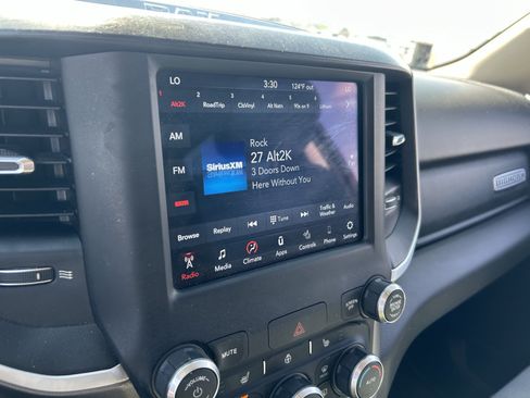 Used 2020 RAM 1500 Big Horn RWD image 15