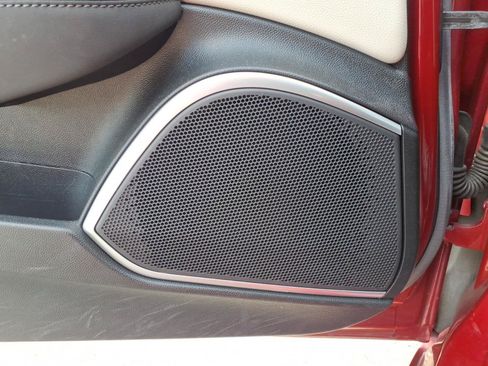 Used 2019 Alfa Romeo Giulia Ti Sport w/ Quick Order Package 22S Sport AWD/4WD image 7