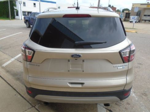 Used 2017 Ford Escape Titanium AWD/4WD image 5