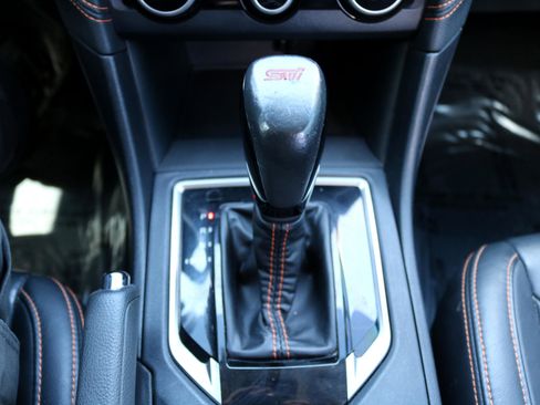 Used 2019 Subaru Crosstrek 2.0i Limited w/ Moonroof Package image 26