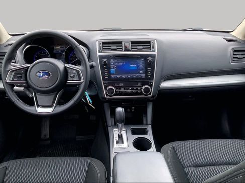 Used 2018 Subaru Outback 2.5i Premium AWD/4WD image 16