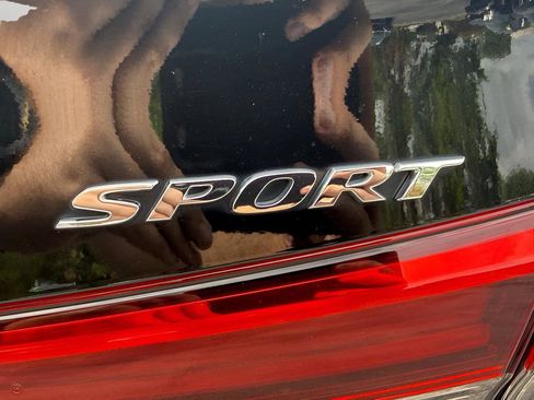 Certified 2024 Honda Civic Sport image 36