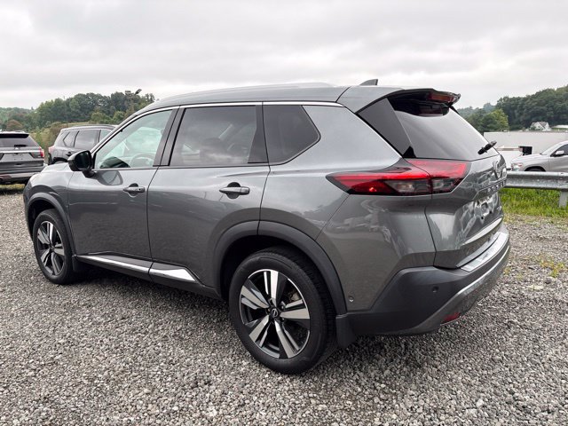 Certified 2023 Nissan Rogue SL w/ SL Premium Package AWD/4WD image 3
