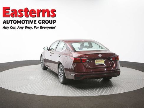 Used 2025 Nissan Altima 2.5 SV FWD image 63